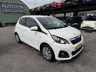 Schadeauto Peugeot 108 1.0 e-VTI 53KW Led Airco 5-Drs Active NAP 2020/1