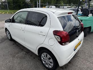 Peugeot 108 1.0 e-VTI 53KW Led Airco 5-Drs Active NAP picture 3