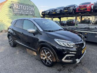 Avarii autoturisme Renault Captur 0.9 TCE 66KW  Bose Clima Navi Led Camera 2019/4