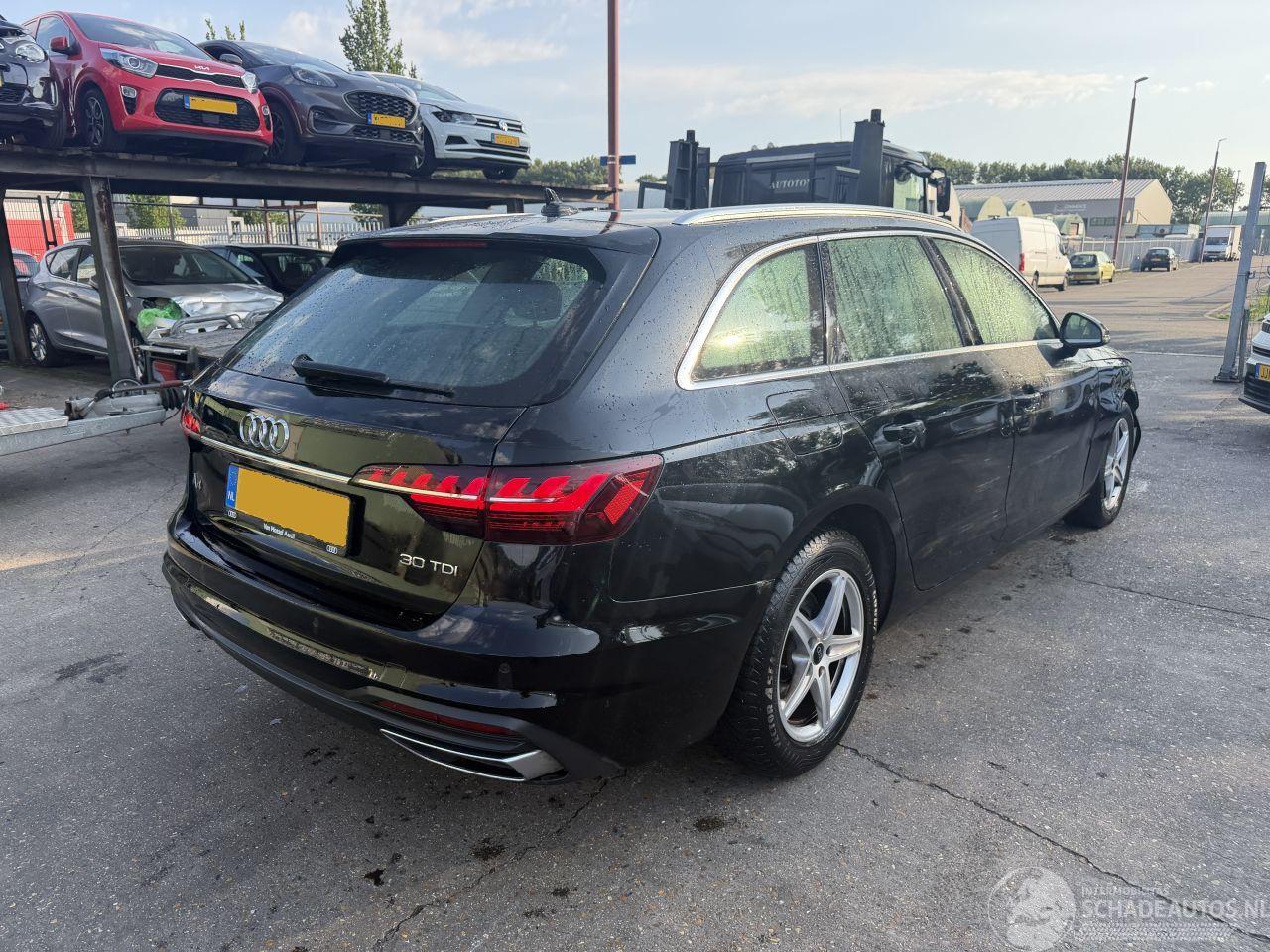 Audi A4 2.0 TDI ( 35 TDI ) Autom. 120KW Clima Navi Led Leer