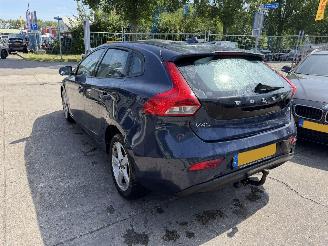 Volvo V-40 1.6 D2 84KW Pano Clima Navi 5-Deurs picture 5