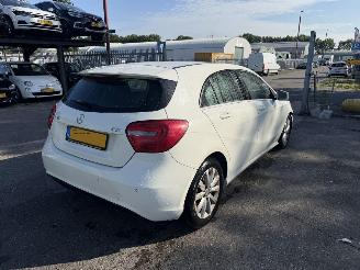 Mercedes A-klasse 180 CDI 80KW Navi Clima Led Xenon Ambition NAP picture 3