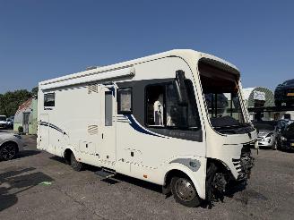 skadebil camper Concorde  771 L Carver Level Systeem Vastbed WC Douche Garage Keuken Koelkast 2009/7