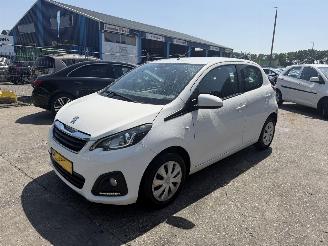 Schadeauto Peugeot 108 1.0 50KW Airco Led Active 5-Deurs NAP 2016/9
