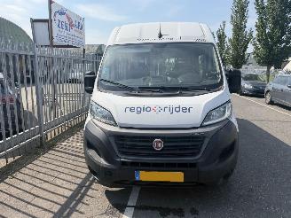 Coche accidentado Fiat Ducato 79 kWH Autom. 90KW 6 Persoons Rolstoellift 2022/9