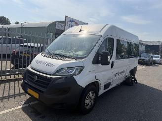 skadebil auto Fiat Ducato 79 kWH Autom. 90KW 6 Persoons Rolstoellift 2022/9
