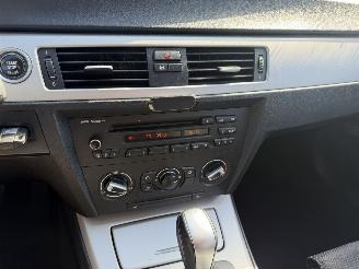 BMW 3-serie 318i 105KW Autom. Clima Executive Sedan picture 10