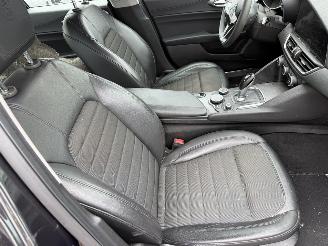 Alfa Romeo Giulia 2.0T 147KW Autom. Super Clima Navi NAP picture 15
