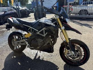 Aprilia Dorsoduro 1200 SMV ABS 96KW Sport picture 1