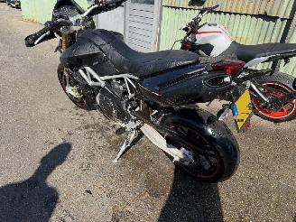 Aprilia Dorsoduro 1200 SMV ABS 96KW Sport picture 8