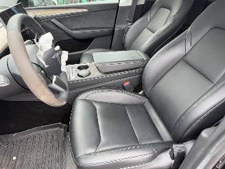Tesla Model Y 75 kWh Long Range 258KW RWD Pano Clima Navi NAP picture 7