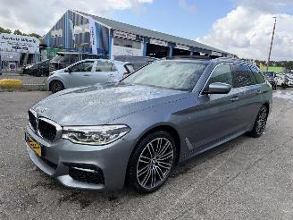 Auto incidentate BMW 5-serie 520D 140KW Autom. High Executive Pano Clima Navi Xenon Led 2017/3