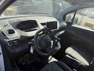 Peugeot Partner 1.5 Bluehdi 73KW Airco Navi Schuifdeur Premium Long NAP picture 7