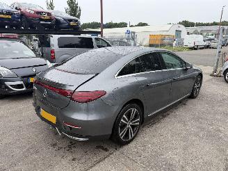 Voiture accidenté Mercedes EQE 300 90 kWh 180KW Clima Navi Sfeerverlichting Sport Edition 2024/11