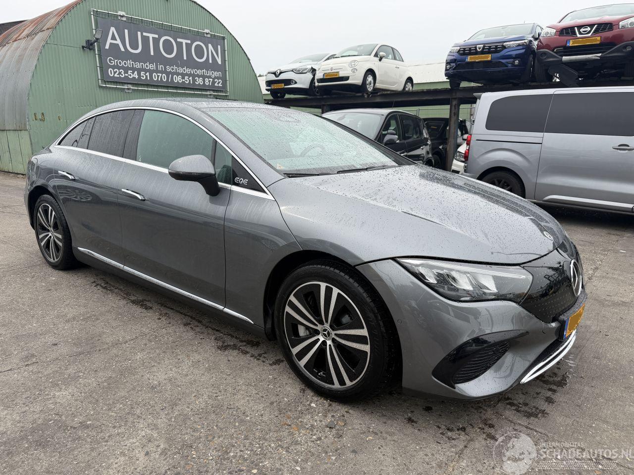 Mercedes EQE 300 90 kWh 180KW Clima Navi Sfeerverlichting Sport Edition