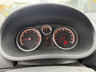 Opel Corsa 1.4-16V 66KW Automaat Airco Enjoy 5-Drs NAP picture 12