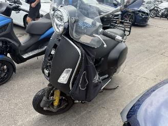 Piaggio GTS 300 HPE Supertech 18KW picture 7