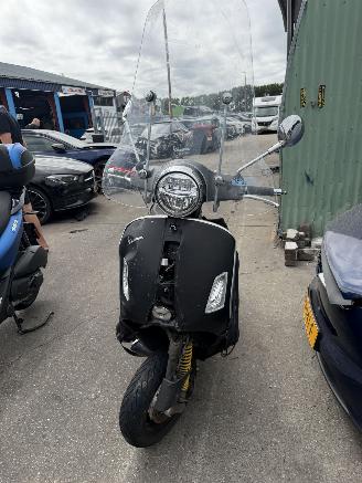 Piaggio GTS 300 HPE Supertech 18KW picture 6