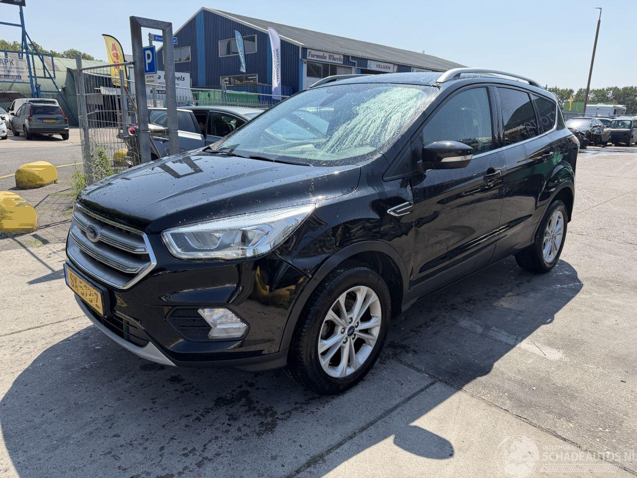 Ford Kuga 1.5 Ecoboost 88KW Clima Navi Titanium NAP