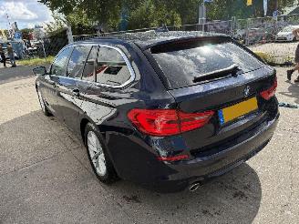 Vaurioauto  passenger cars BMW 5-serie 520D 140KW Autom. High Executive Clima Navi Xenon Camera 2019/1