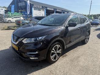 Nissan Qashqai 1.2 85KW Tekna Clima Navi Led Pano picture 2