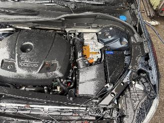 Volvo Xc-60 2.0 T6 PHEV 186KW AWD Pano Clima Navi Plus Dark NAP picture 22