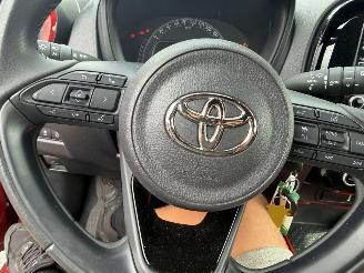 Toyota Aygo X 1.0 VVT-I 53KW MT Pulse Clima Navi Camera NAP picture 12