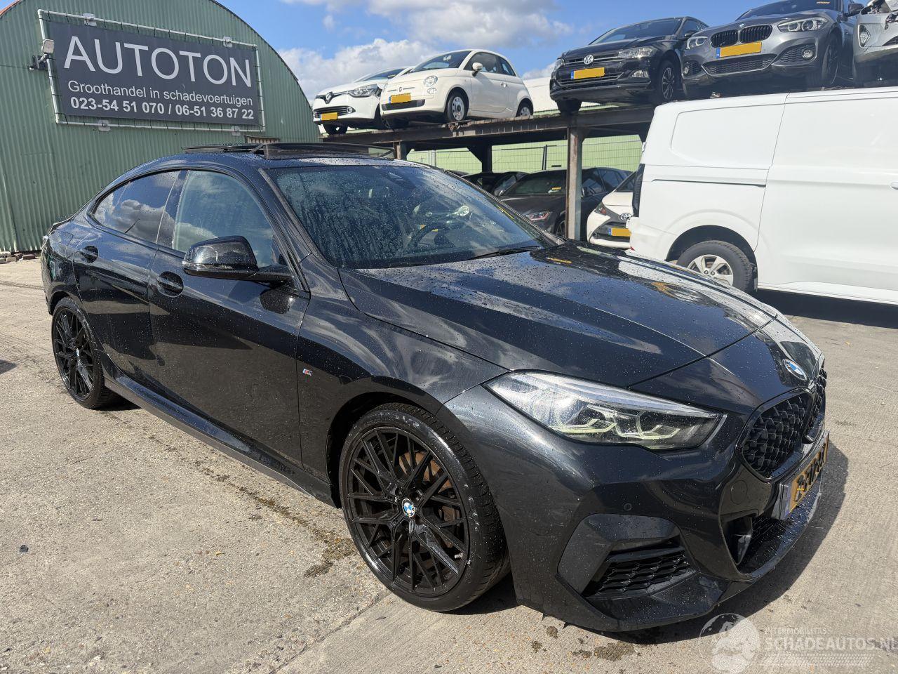 BMW 2-serie 218i Autom. 100KW Pano Clima Navi High Executive