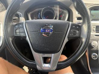 Volvo V-60 2.4 D6 Twin Engine 162KW Autom. Schuifdak Clima Navi Camera Led R-Design NAP picture 12