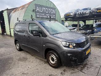 Peugeot Partner 1.5 Bluehdi 55KW RUITENWASSERINSTALATIE Navi Clima Schuifdeur Premium picture 2