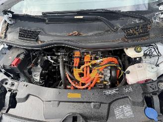 Mercedes eVito 60 kWh 85KW L2 Clima Navi NAP picture 15