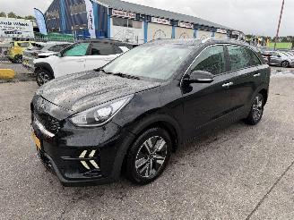 damaged passenger cars Kia Niro 1.6 GDI Hybrid 77KW Autom. Clima Navi Camera Led Dynamicline NAP 2021/7