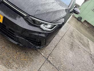 Volkswagen Golf R 2.0 TSI 235KW 4Motion Pano Clima Navi Led 5-Drs picture 22