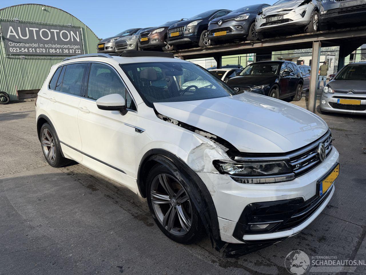 Volkswagen Tiguan 1.4 TSI 110KW DSG Pano Navi Clima Led NAP
