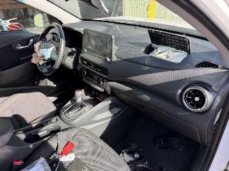 Hyundai Kona 1.6 GDI 87KW Hybrid Autom. Clima Navi Camera Comfort HEV picture 15