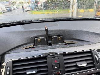 BMW 3-serie 330e 135KW Autom. High Executive Schuifdak Clima Navi HUD picture 9