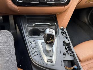 BMW 3-serie 330e 135KW Autom. High Executive Schuifdak Clima Navi HUD picture 10
