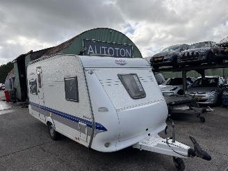 Auto incidentate Hobby  30 Vastbed Middenkeuken Rondzit 2006/1