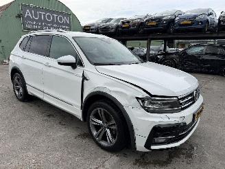 Volkswagen Tiguan 1.5 TSI 110KW DSG R-Line Clima Navi Led 7-Pers NAP picture 6