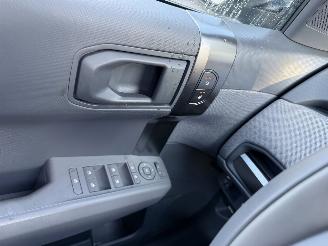 Kia EV3 58.3 kWh 150KW Pano Plus Advanced Clima Navi Camera NAP picture 18