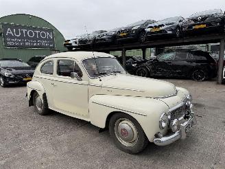uszkodzony samochody osobowe Volvo PV-544 C 1964/2