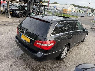 Mercedes E-klasse 200 CDI 100KW Schuifdak Clima Navi Xenon picture 4