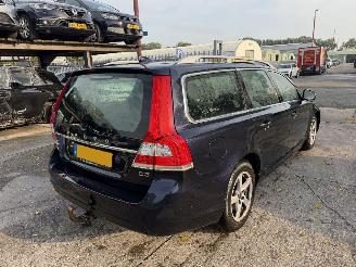 Volvo V-70 2.0 D3 110KW Schuifdak Clima Navi Polar NAP picture 2