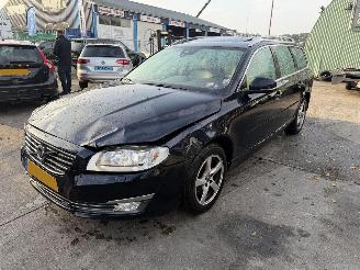  Volvo V-70 2.0 D3 110KW Schuifdak Clima Navi Polar NAP 2016/8