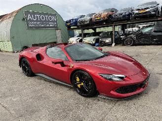 Auto incidentate Ferrari 296 GTS 3.0 V6 830PK Hybrid Carbon Keramisch Lift Pass-Display NAP 2024/7