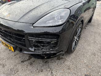 Porsche Cayenne 4.0 Turbo 549PK Pano Keramisch Full Option NAP picture 31