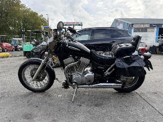 Auto incidentate Suzuki Intruder C 1400 CS Chopper 45KW 1998/1