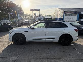 Audi E-tron 55 Quattro 95 kWh 408PK Pano Clima Navi Advanced Pro HUD picture 2