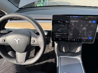 Tesla Model Y 75 kWh Long Range AWD 258KW Pano Clima Navi picture 12