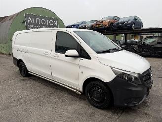 skadebil bedrijf Mercedes Vito 114CDI 100KW Autom. Extra Lang Navi Clima Schuifdeur NAP 2021/9
